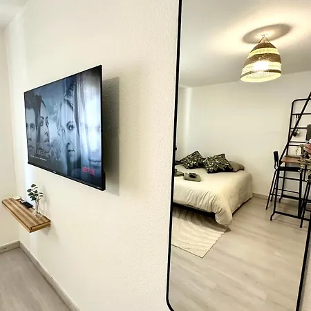 Apartamento Gare Entièrement Rénové, Wi-fi, Clim, Tram, 15 Min Des Plages Montpellier